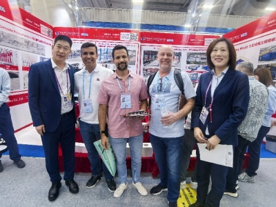 优发国际机械广交会首日惊艳亮相 创新智造引领全球瞩目