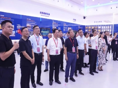 中国钢结构协会专家领导一行莅临优发国际机械参观交流