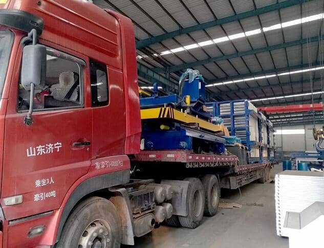 每逢五一优发国际机械发货忙