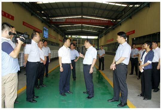兖州区区委书记王宏伟一行莅临优发国际机械调研
