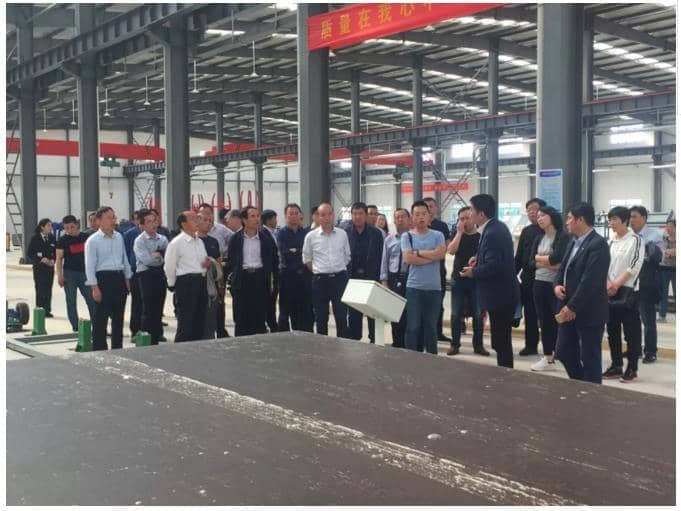 热烈：馗仕嗍∽芭涫浇ㄖ与板材部品生产培训会议在优发国际隆重召开